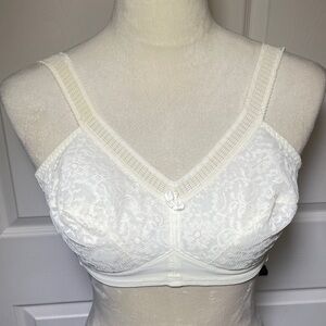 Vintage Ivory Bras Set of 5 Size 34C 34B Various Brands